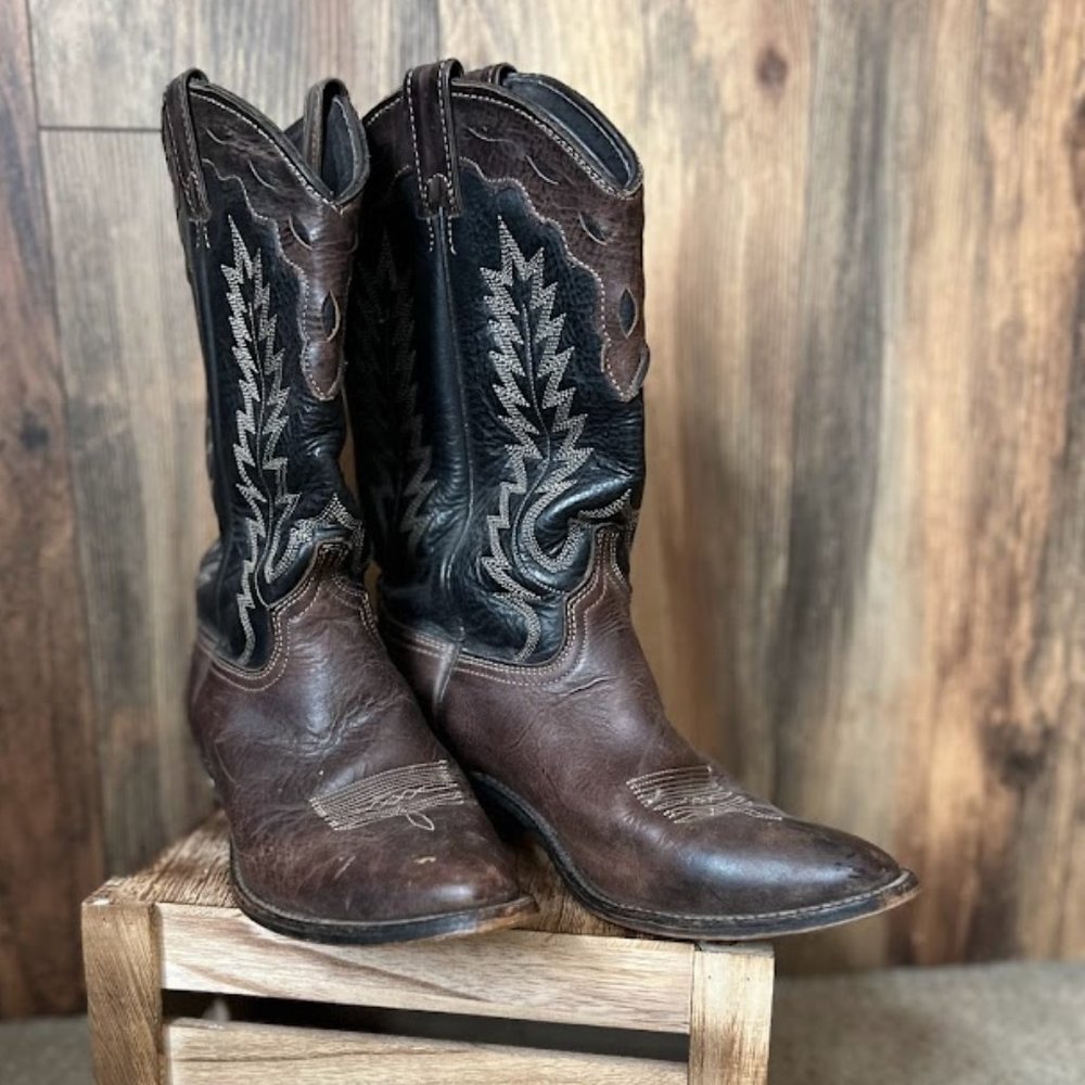 Black/Brown Abilene Cowboy Boots Size 8.5